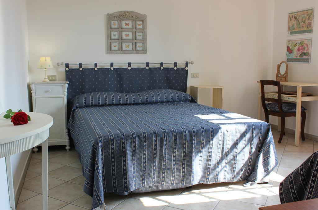 Bed and Breakfast "Lilla" Calci Pokój zdjęcie